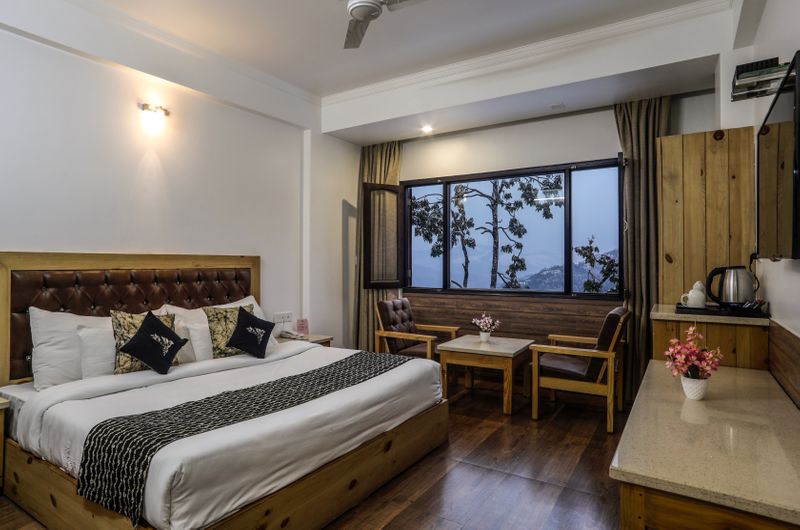 The Mountain Quail Hotel & Resort-Super-Deluxe-Room